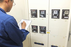 2013/10/01 電力メーター検針1