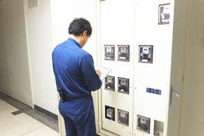 2014/11/04 電力メーター検針1