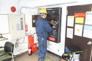 2014/11/18 駐車場定期点検1