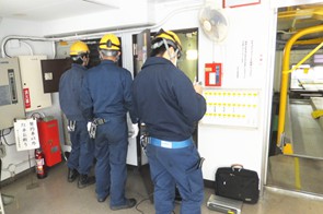 2015/01/20 駐車場定期点検1